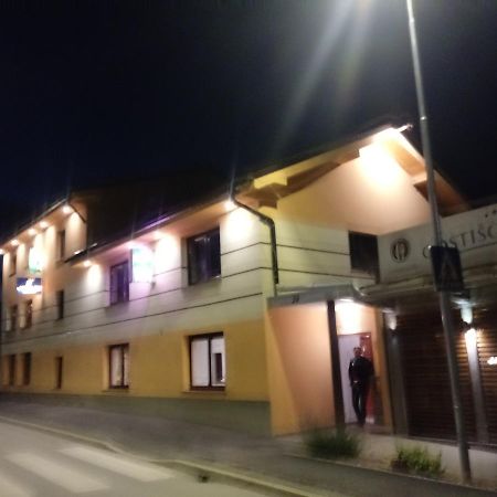Guesthouse Zivko Dobrovce 외부 사진